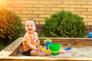 Sandkästen für Babys und Kleinkinder